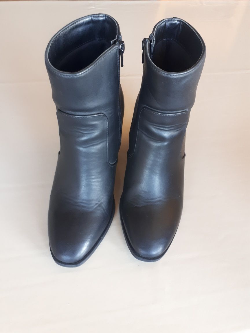 Botas senhora T.38 como novas