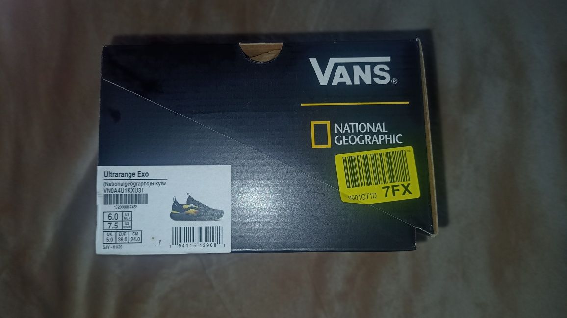 VANS National Geographic r. 38