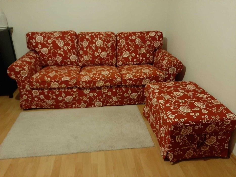 Kanapa Ektorp IKEA + podnóżek