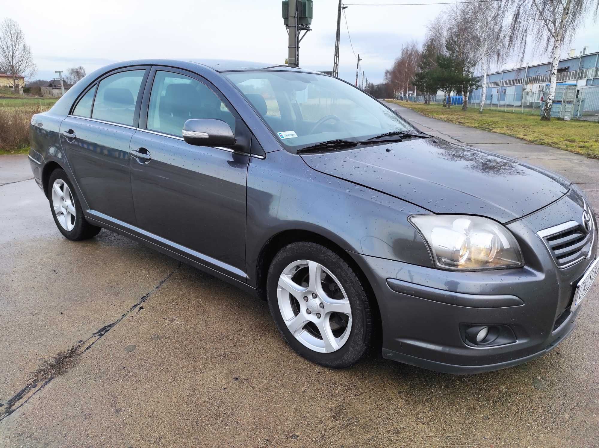 Toyota Avensis 2.0 d4-d 126 KM bezwypadkowa