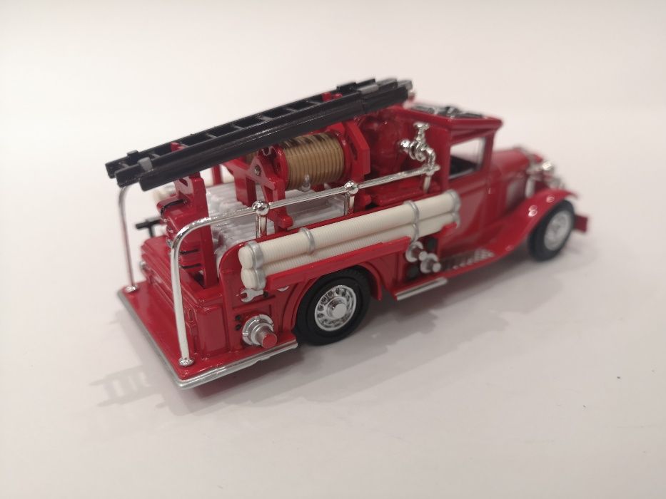 Ford Model AA Fire Truck 1932 Matchbox 1:43 абсолютно новая!