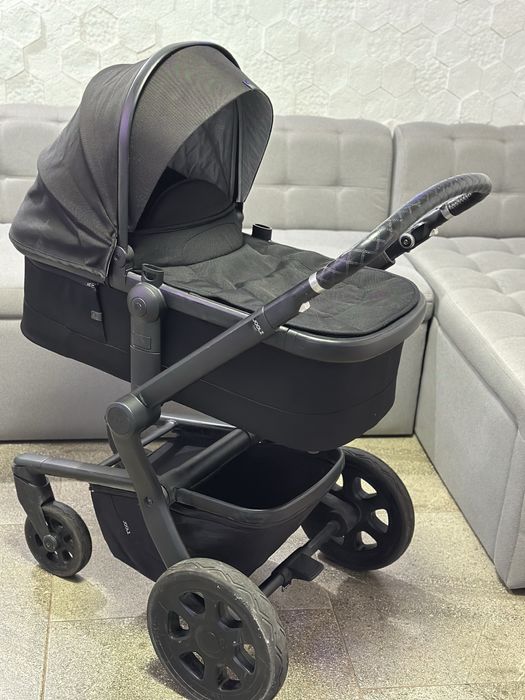 Продам коляску joolz day