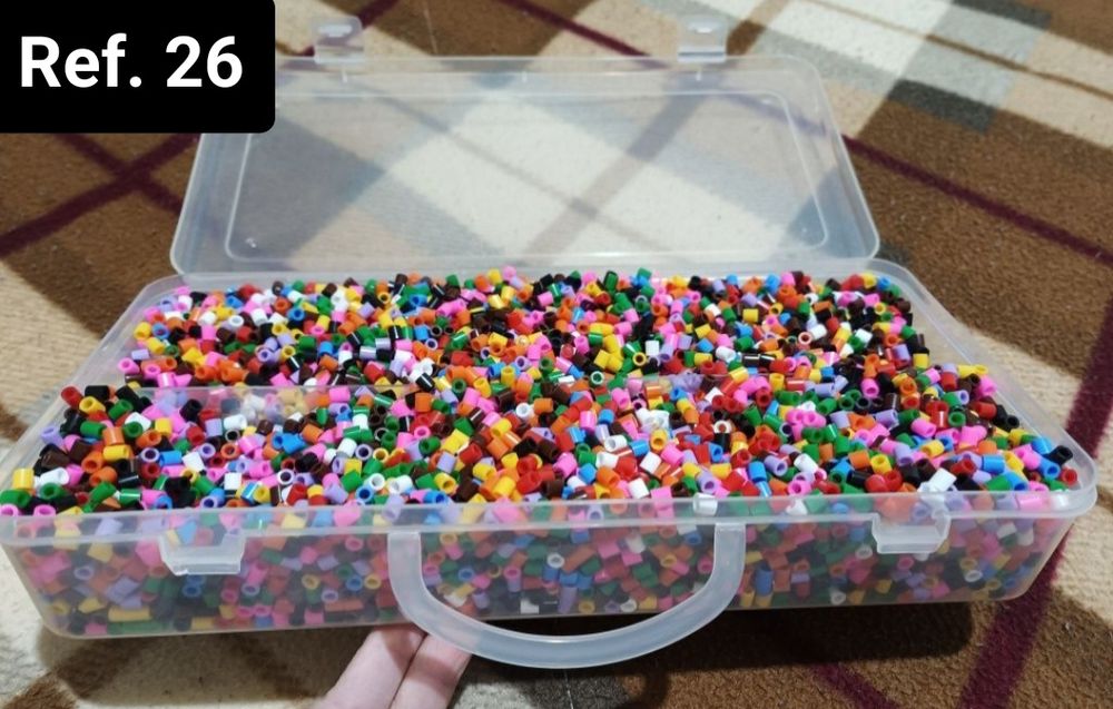 Vários tipos de missangas