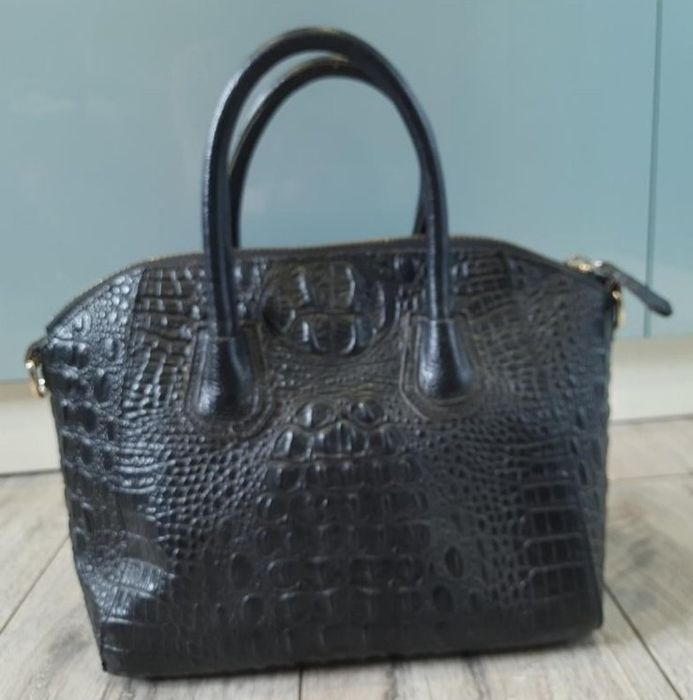 Женская кожанная сумка