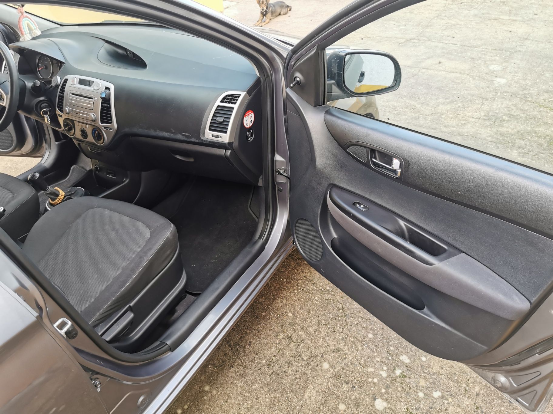 Hyundai i20 - 2010