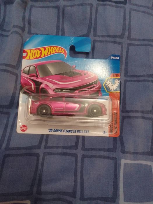 Sprzedam hot wheels dodge STH
