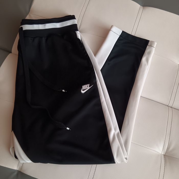 Męskie spodnie dresowe Nike Air