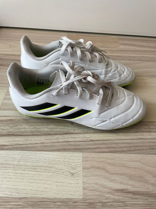 Buty do piłki nożnej Adidas Copa Pure 35 i 1/2