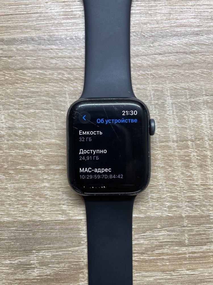 Apple Watch 5 Black 44mm 32gb