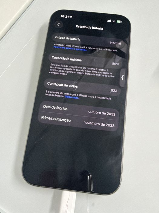 Iphone 15 pro cinza/256 GB