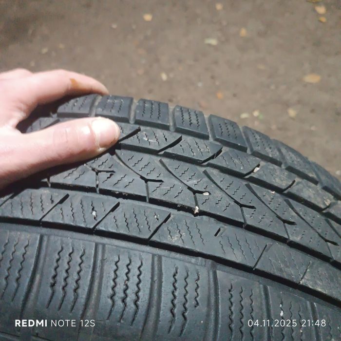 Продам шини, диски і ковпаки