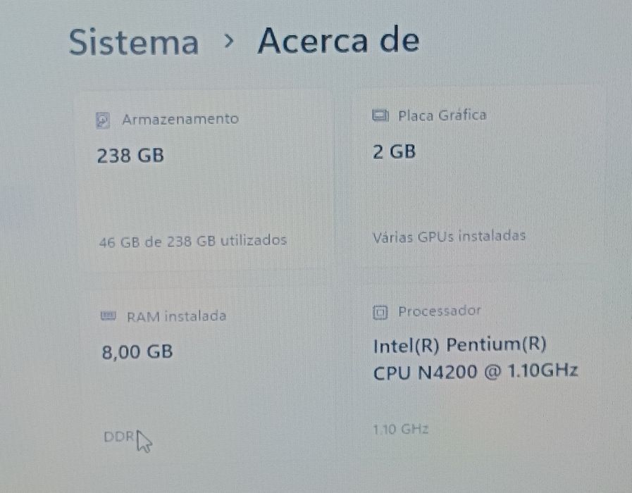 Portátil ASUS / SSD 256GB / 8GB RAM / gráfica dedicada 2GB