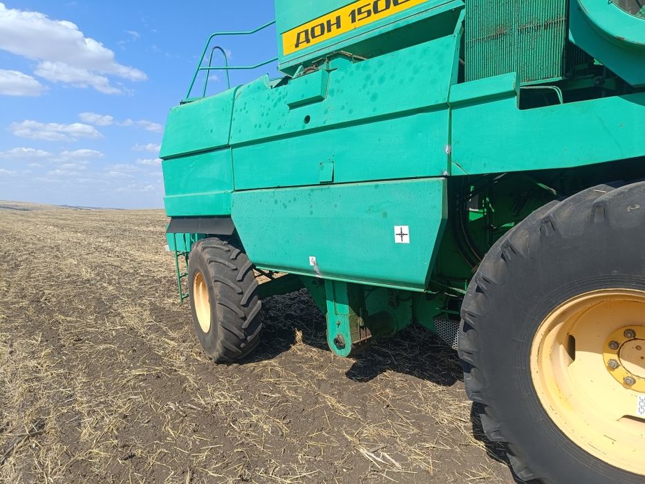 Продам комбайн Дон 1500Б