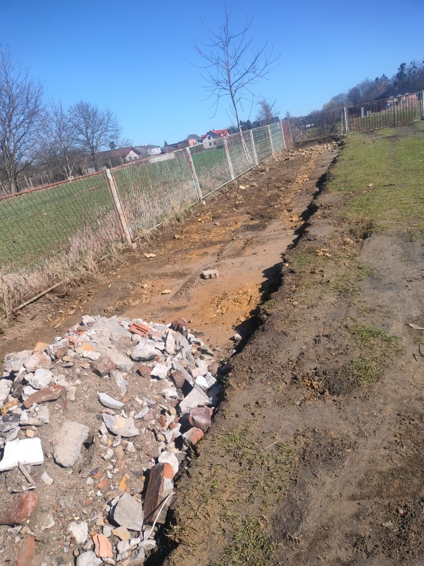 Wysyp gruzu betonowego