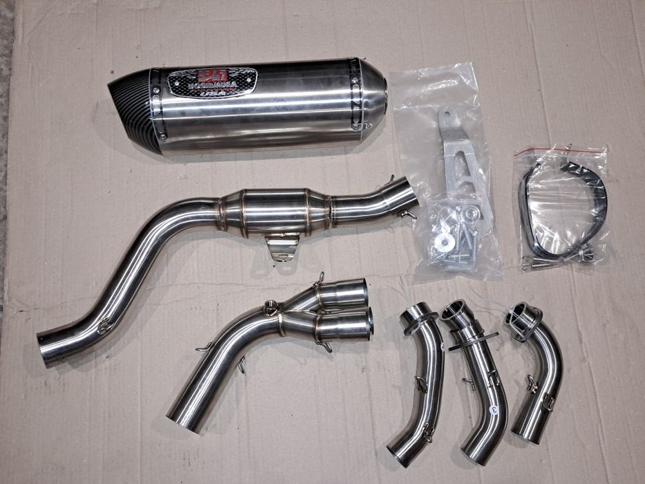 Продам вихлоп на YAMAHA MT-09  (2021-2023)