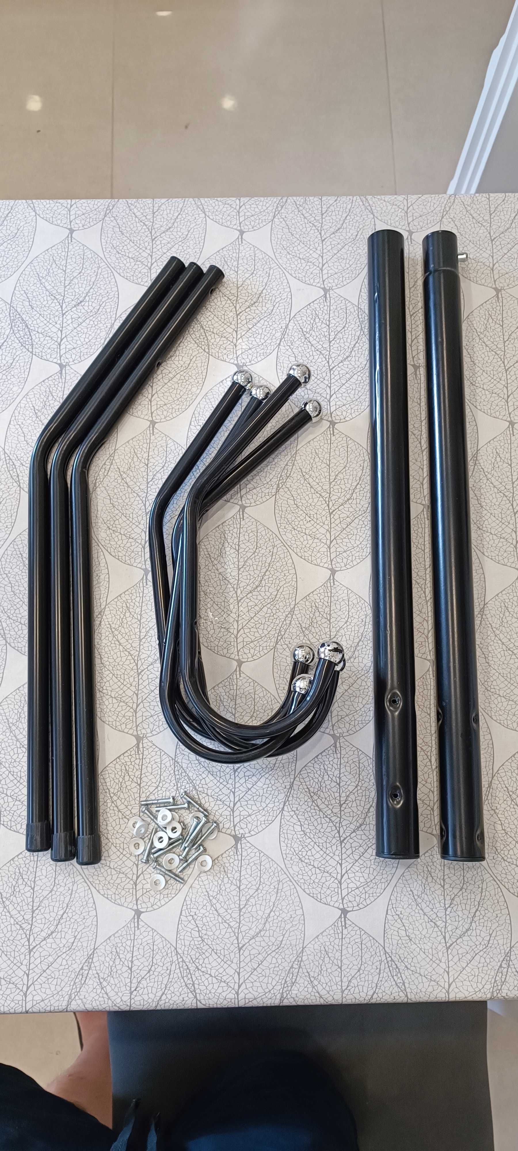 Cabide / bengaleiro em metal preto