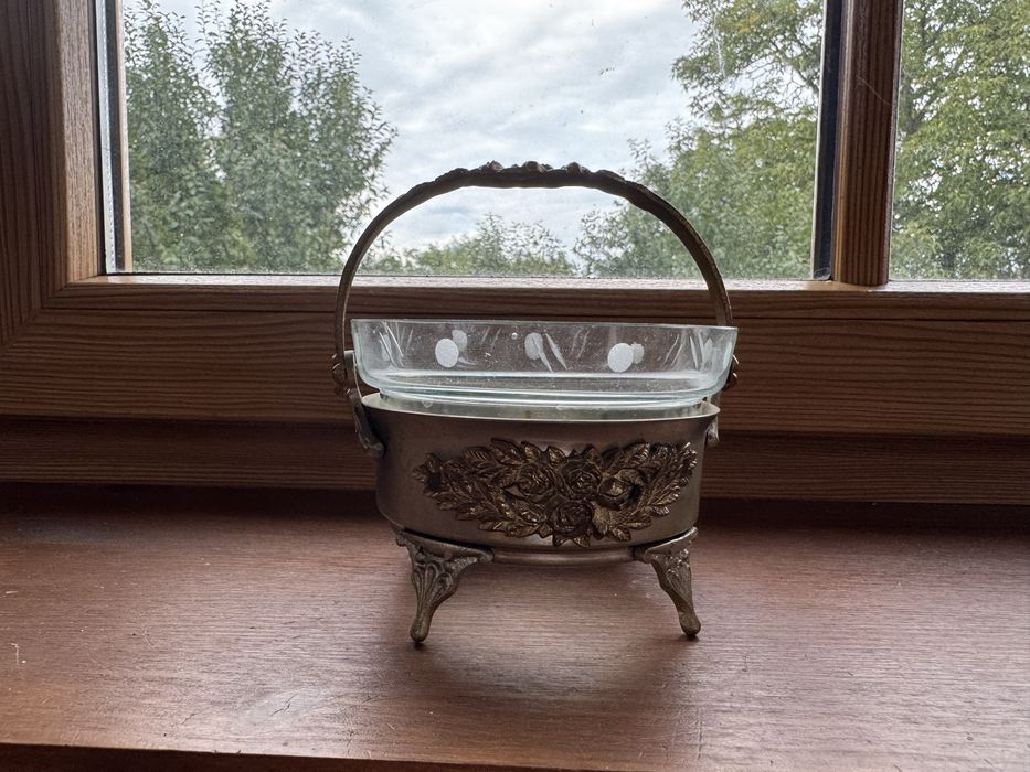 Unikatwoa cukiernica antyczna - secesyjny styl recznje zdobiona