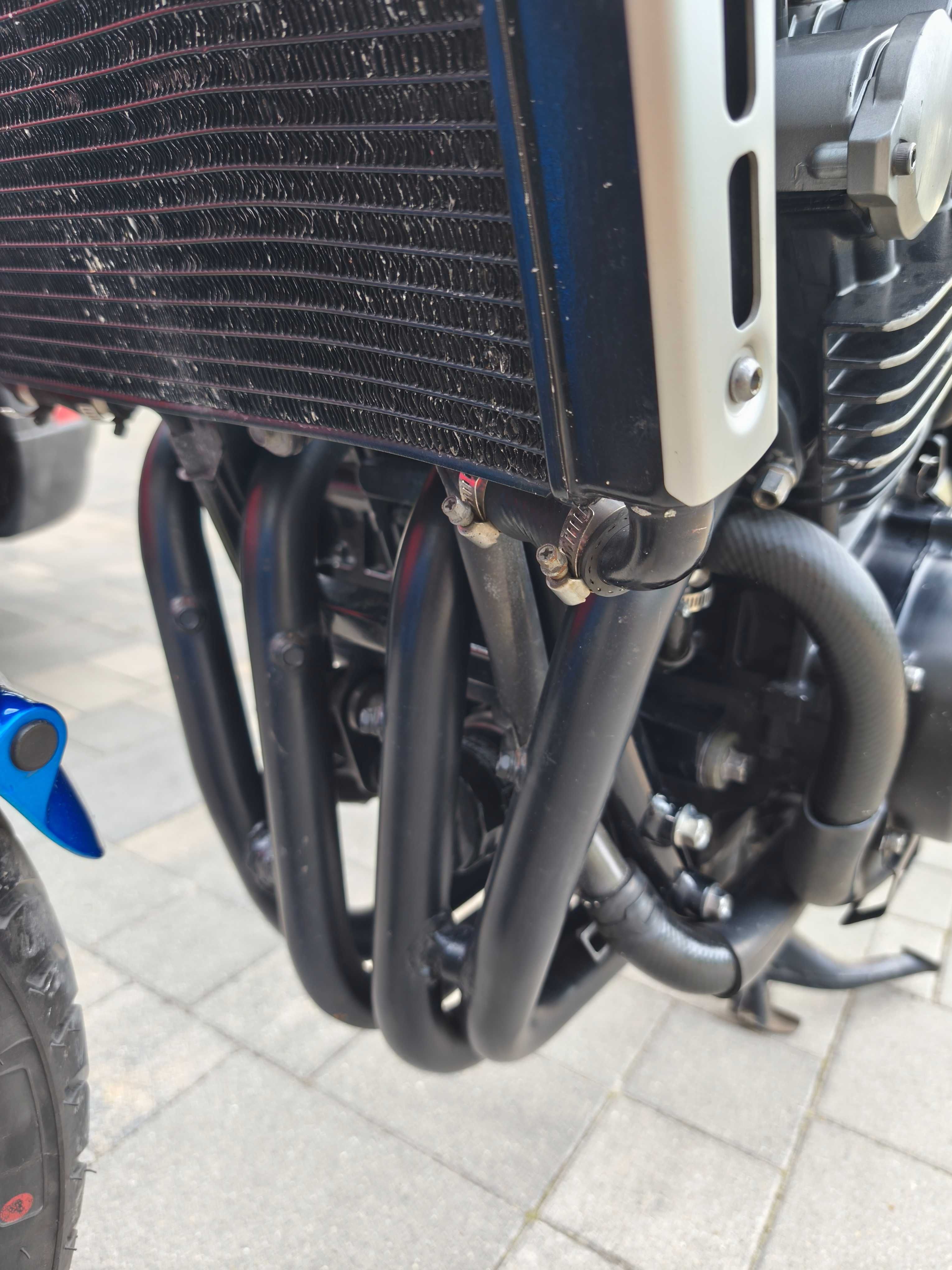 Motocykl Yamaha Fazer 600 fz6 szosowo -turystyczny