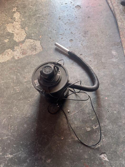 Odkurzacz do czyszczenia kominkow