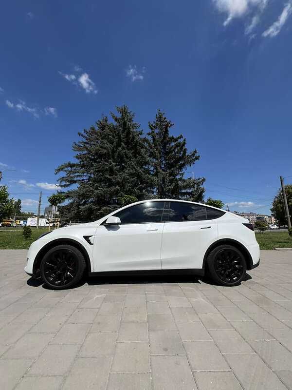 Tesla Model Y 2021 Long Range 82 kWh Dual Motor