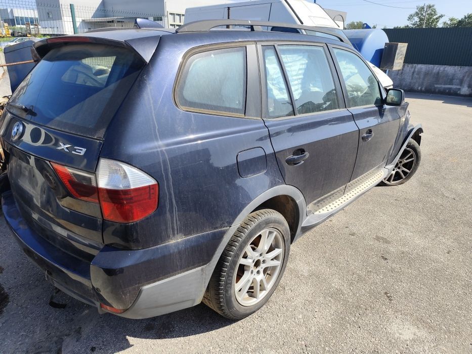 BMW X3 2.0d (peças)