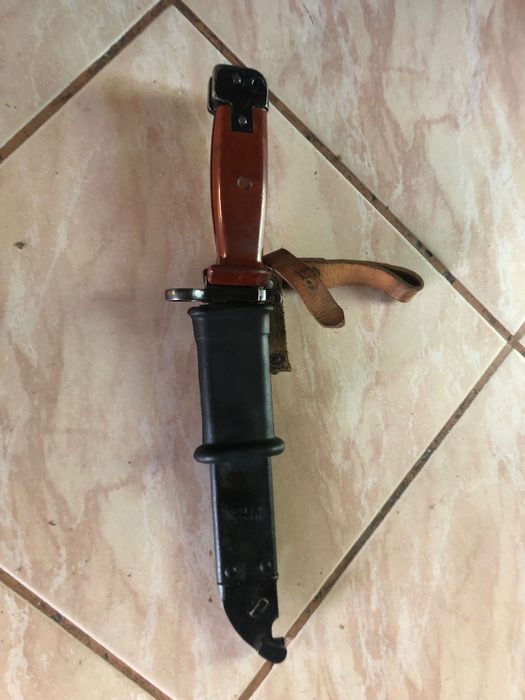 Bagnet AK 47 bardzo dobrym stanie