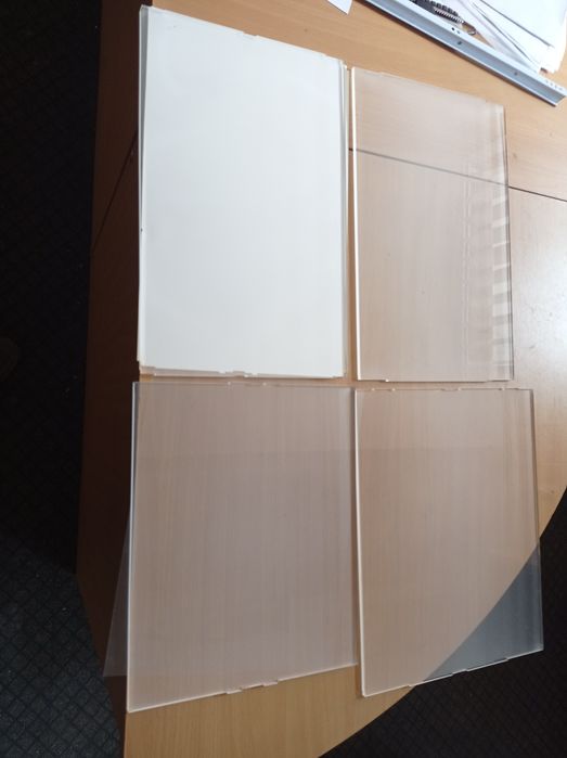 Плексиглас оргстекло с монитора