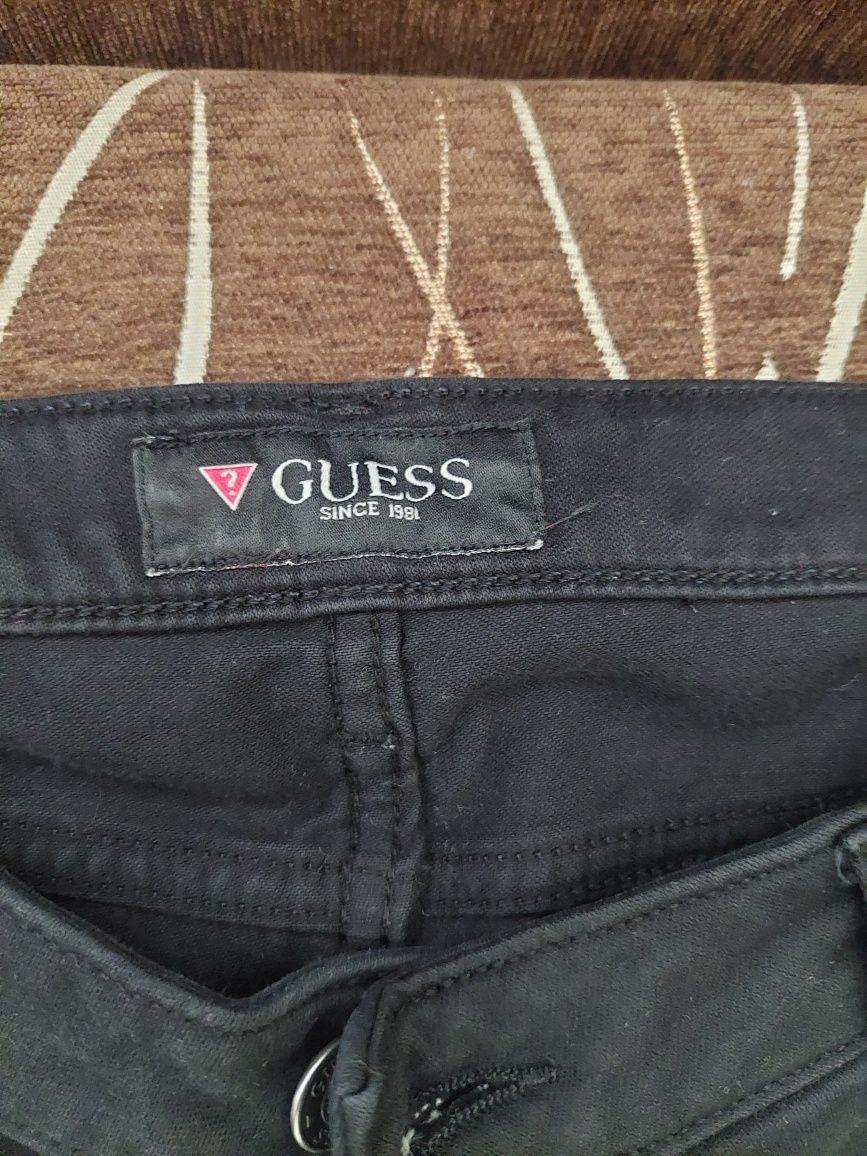 Jeansy Guess rozmiar S