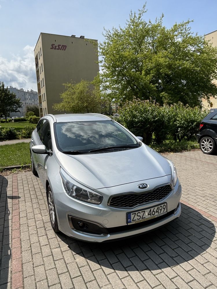 Kia Ceed lift 2017r , 1.4 CRDI 90km , vat 23%