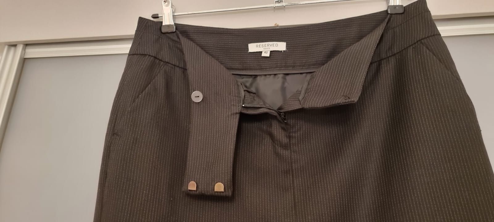 42/XL Reserved czarna ołówkowa spódnica