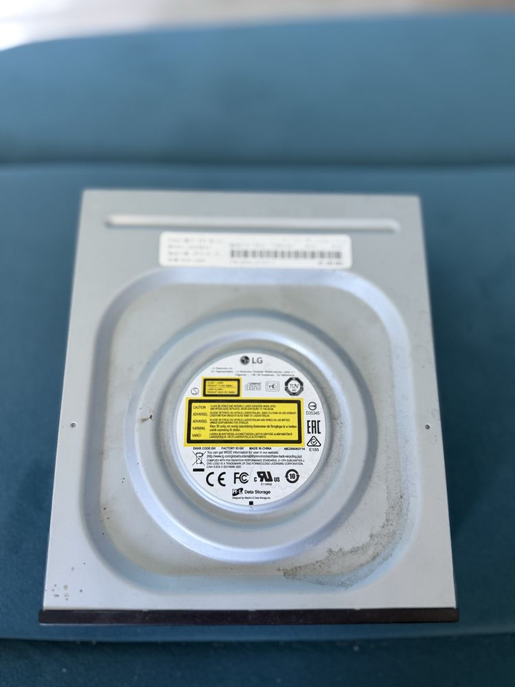Nagrywarka DVD LG do komputera – sprawna, ze starego PC