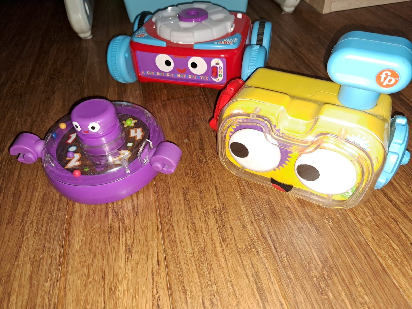 Fisher Price Uczący Przyjaciel Robot 4 w 1 pięć wersji językowych PL C