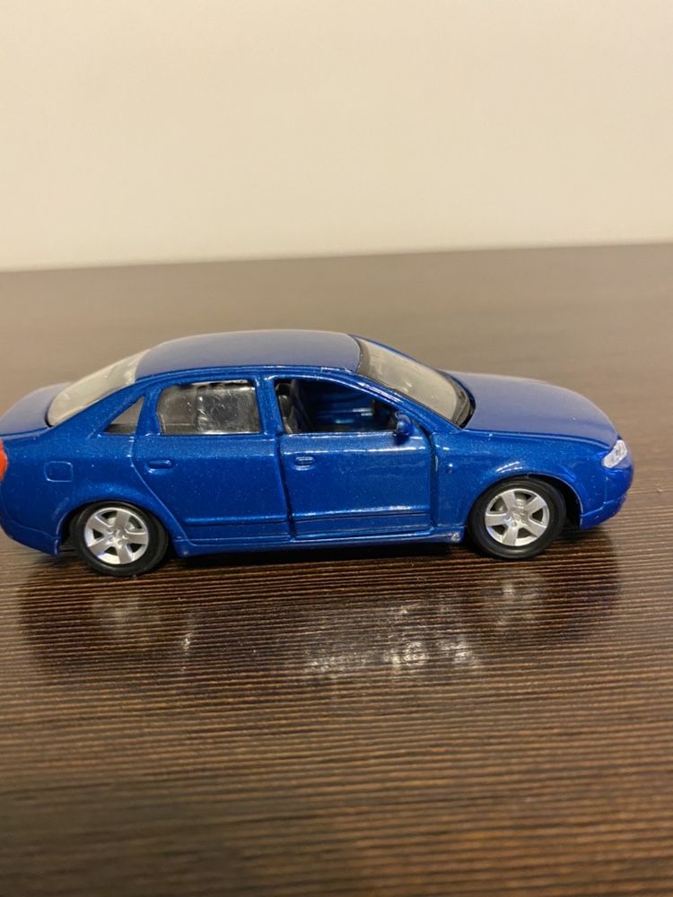 Audi A4 skala 1/40 maisto model kolekcjonerdki