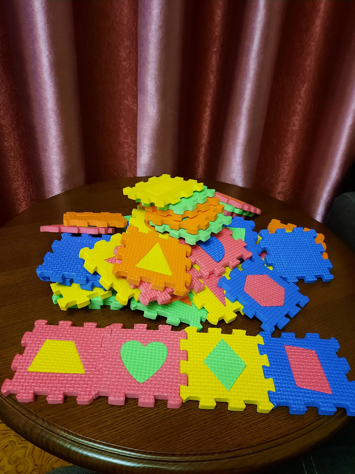 Іграшка Розвиваючі пазли форми кольори развивающие пазл игра