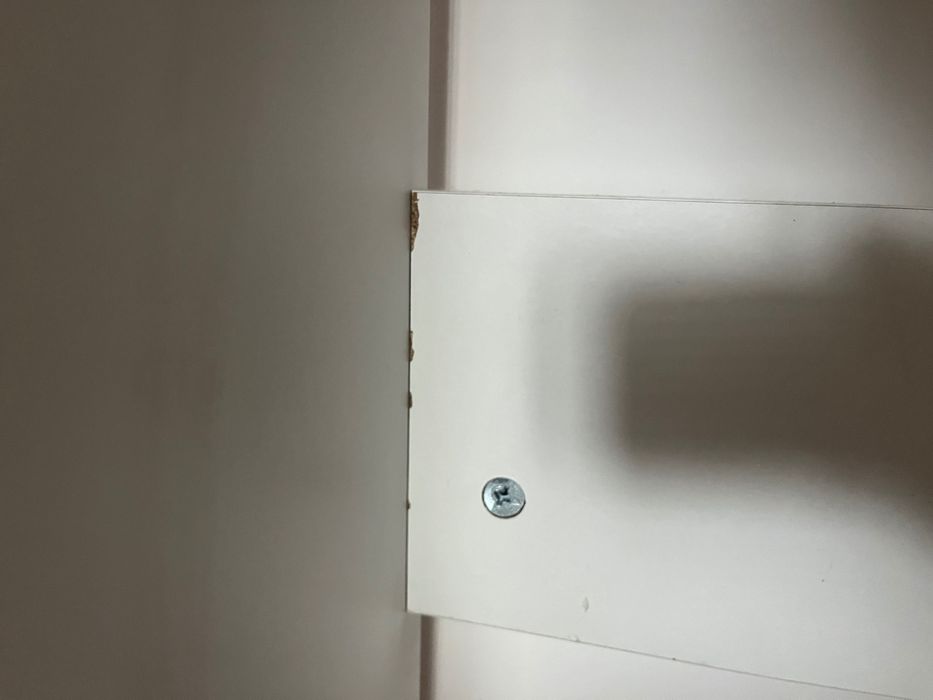 Biurko białe z szufladami