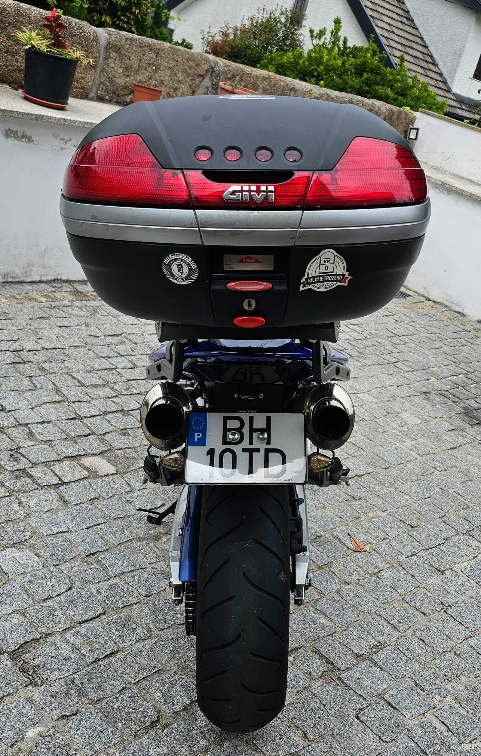 Honda hornet CB 900 f