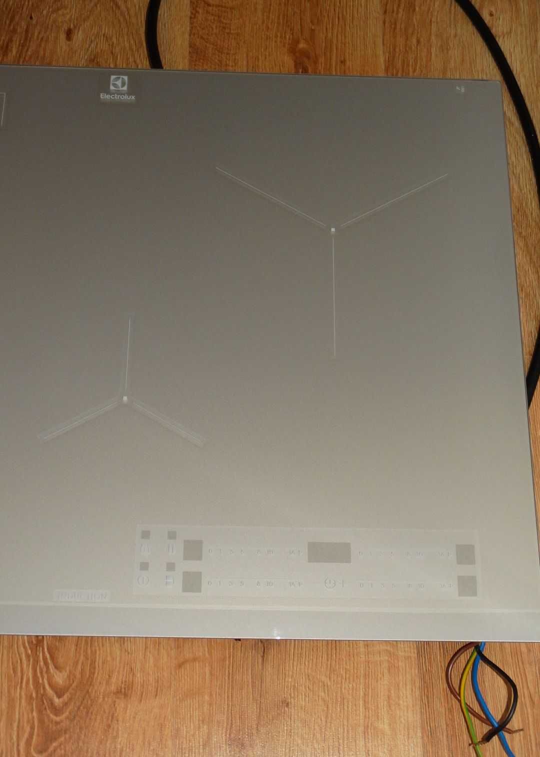 Płyta Indukcyjna Electrolux Srebrna 71 x 52 cm