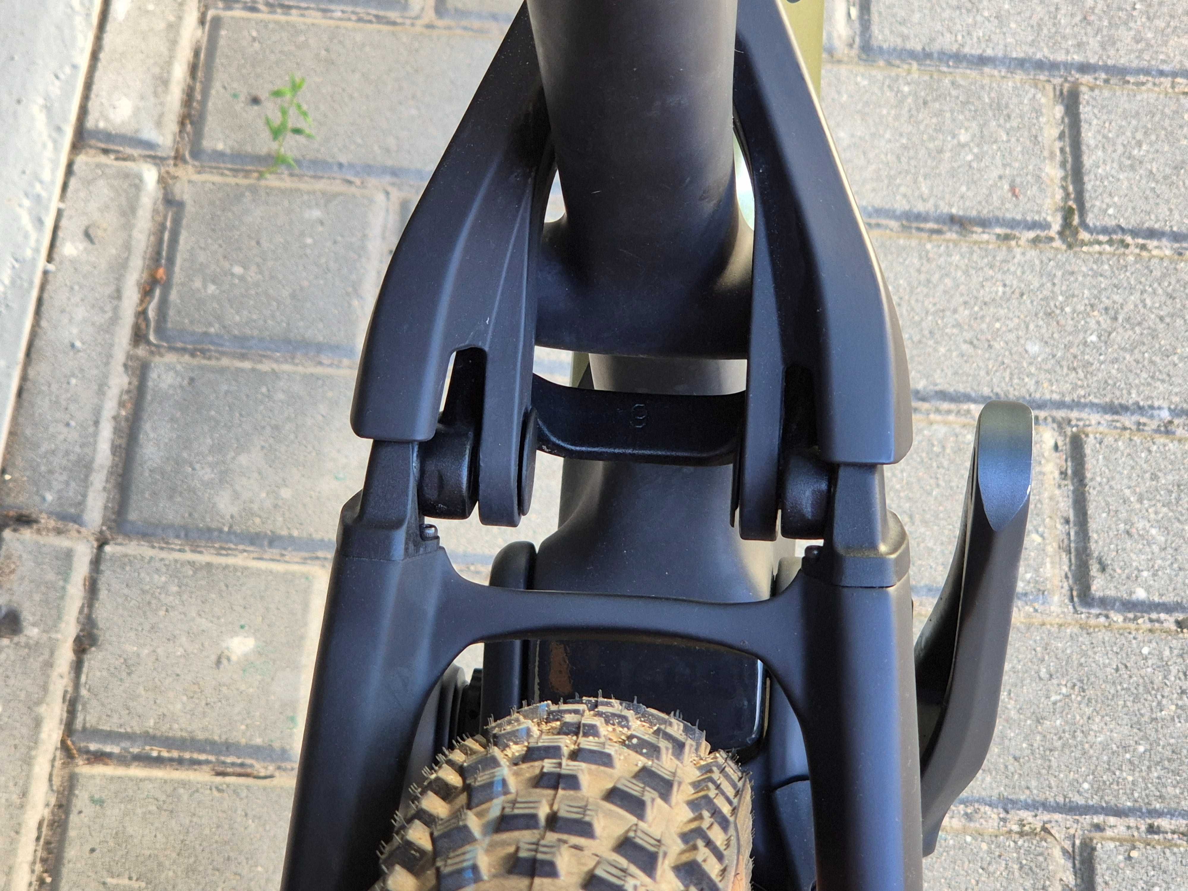Sprzedam Rower Canyon Neuron CF 9 SL ( cena nowego 22.600 )