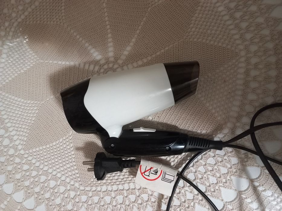 Продам два робочих фени