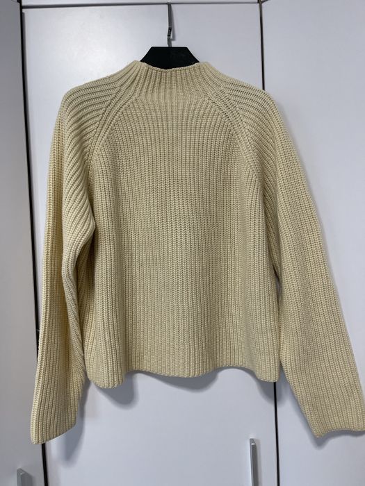 Свитер теплый Зара