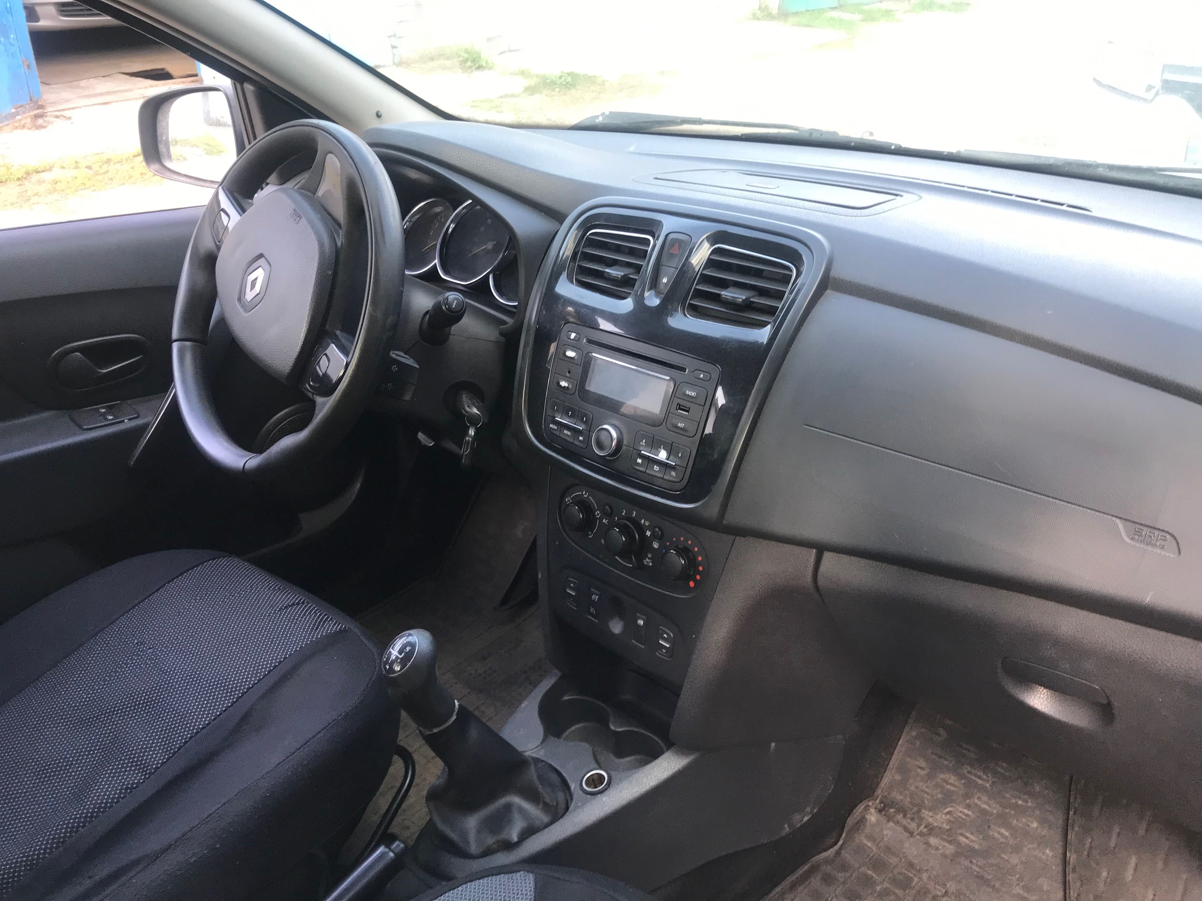 Renault Logan  2