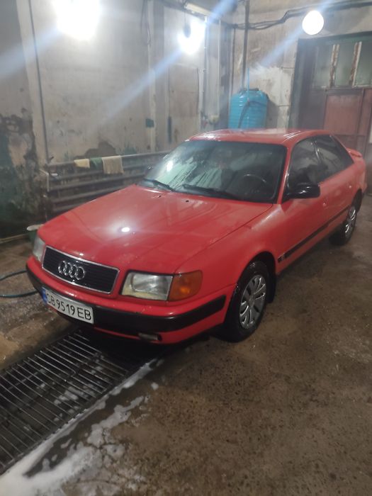 Продам автомобіль Ауди 100 с4