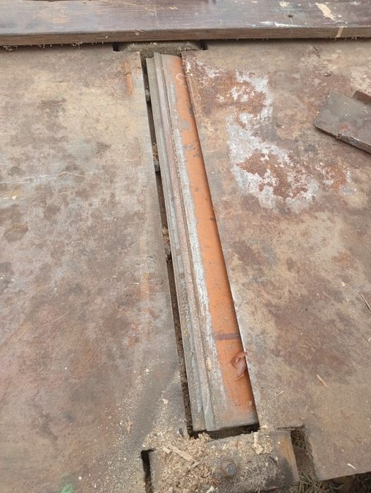 Продам циркулярний стіл з перемикачем