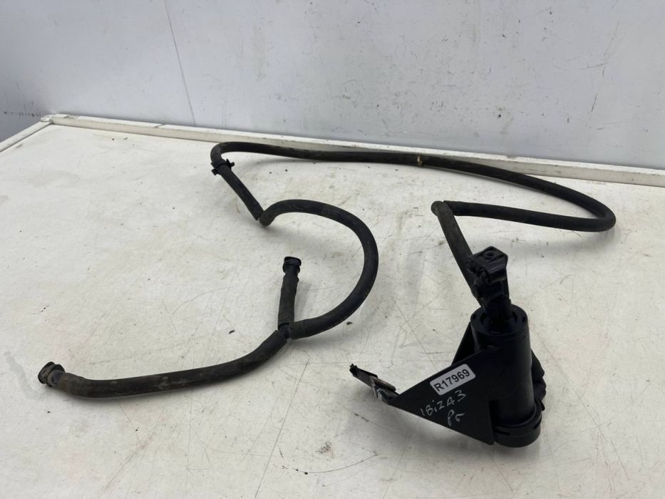 Dysza spryskiwaczy Seat Ibiza 3 III 6L Cordoba II 02-08r. PRAWY spryskiwacz reflektora 6l0955100a