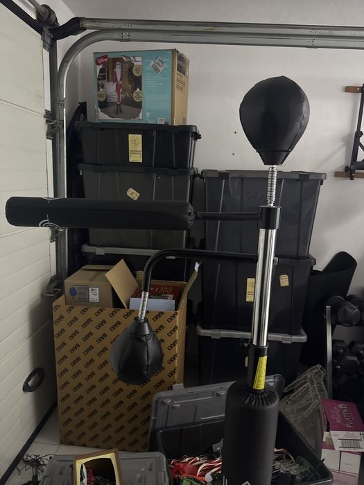 Saco de kickbox com movimento e antecipacao