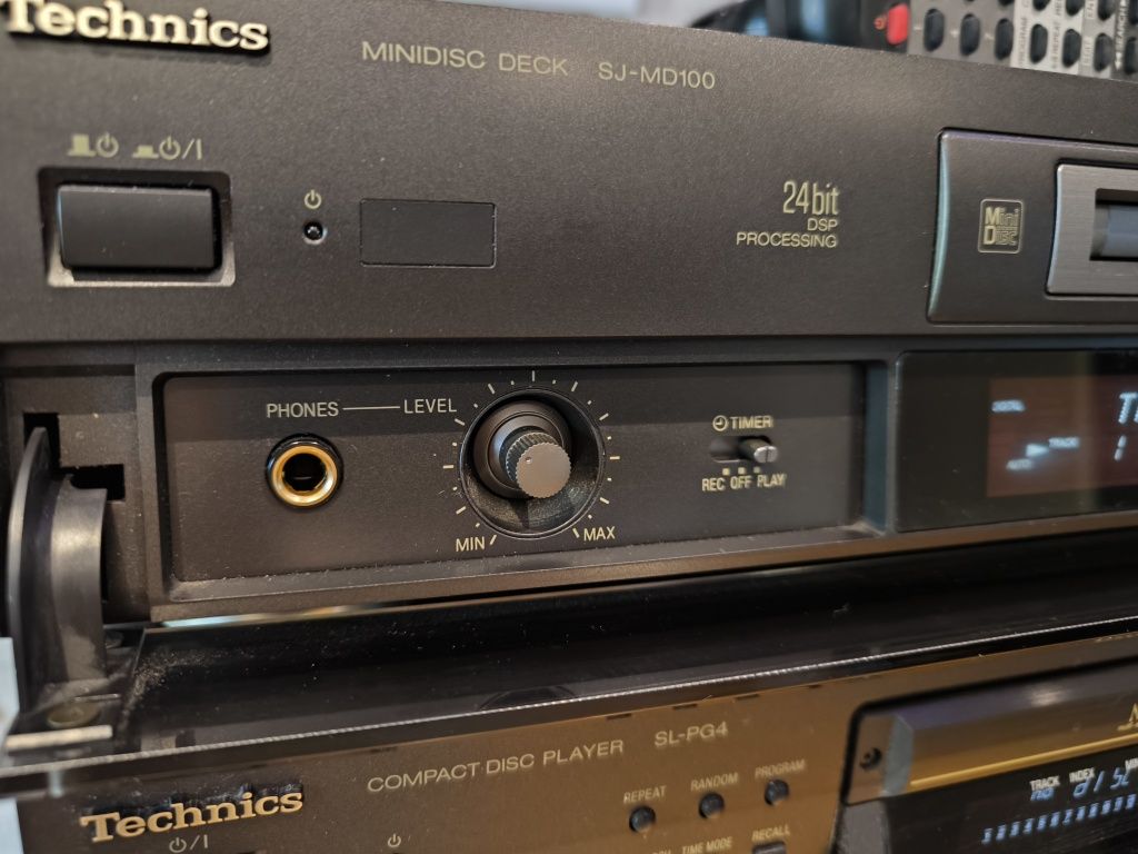 Odtwarzacz minidisc Technics SJ-MD100+pilot,jak nowy