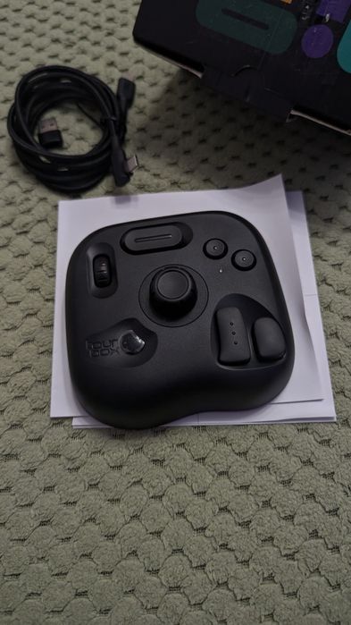 Пульт-контролер TourBox Lite для дизайнерів та монтажерів