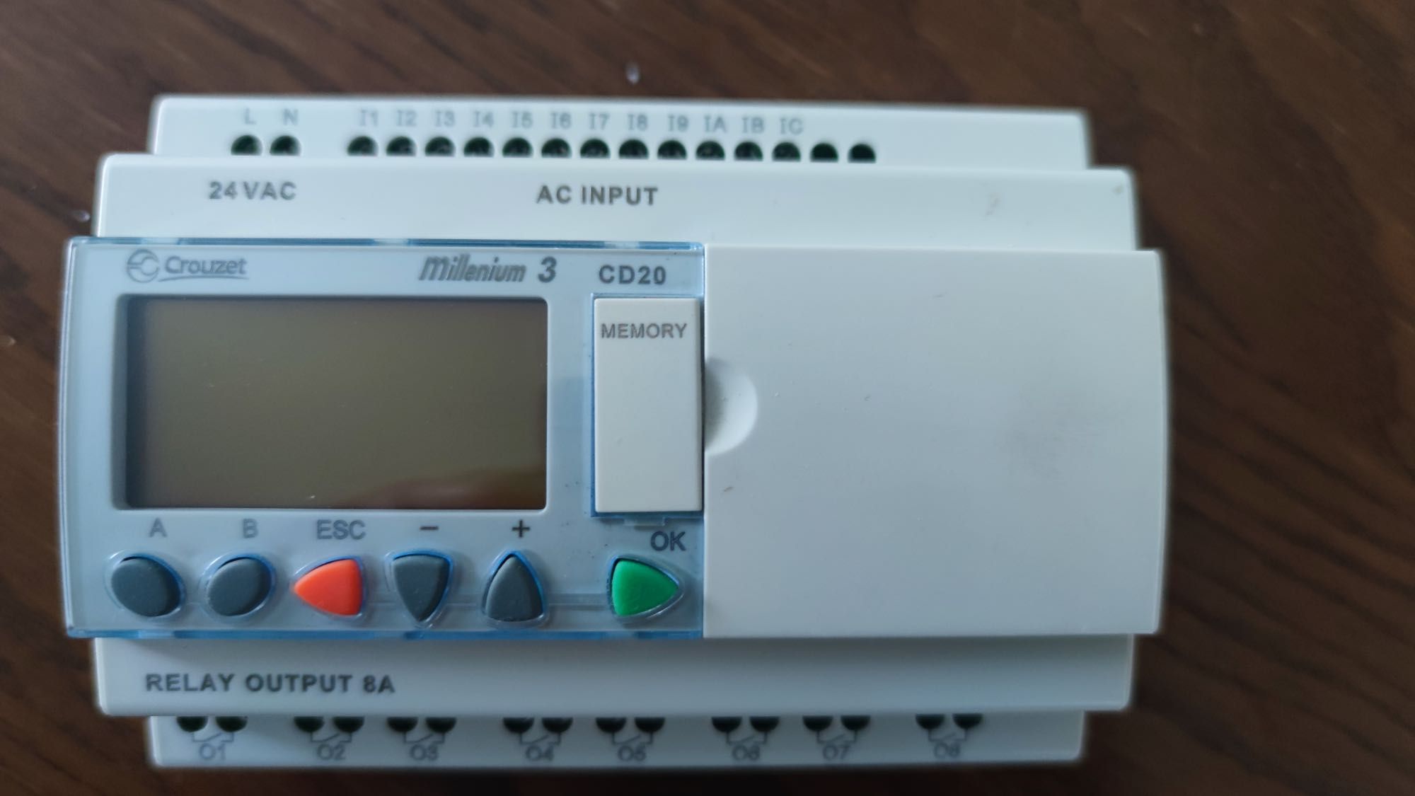 PLC Crouzet millenium 3  CD20 Sterownik programowalny 24V AC