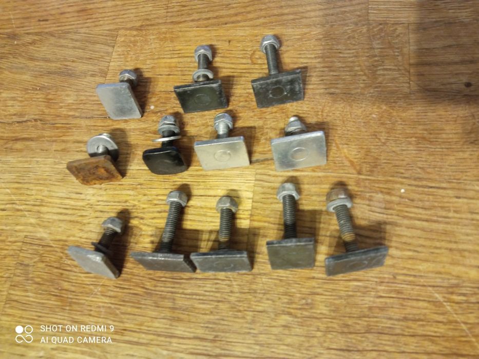 Wsuwki do montażu bagażnika rowerowego