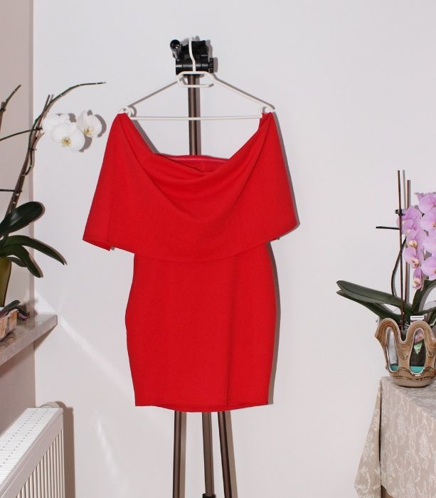 ASOS czerwona sukienka hiszpanka elegancka na wesele S M przyjęcie